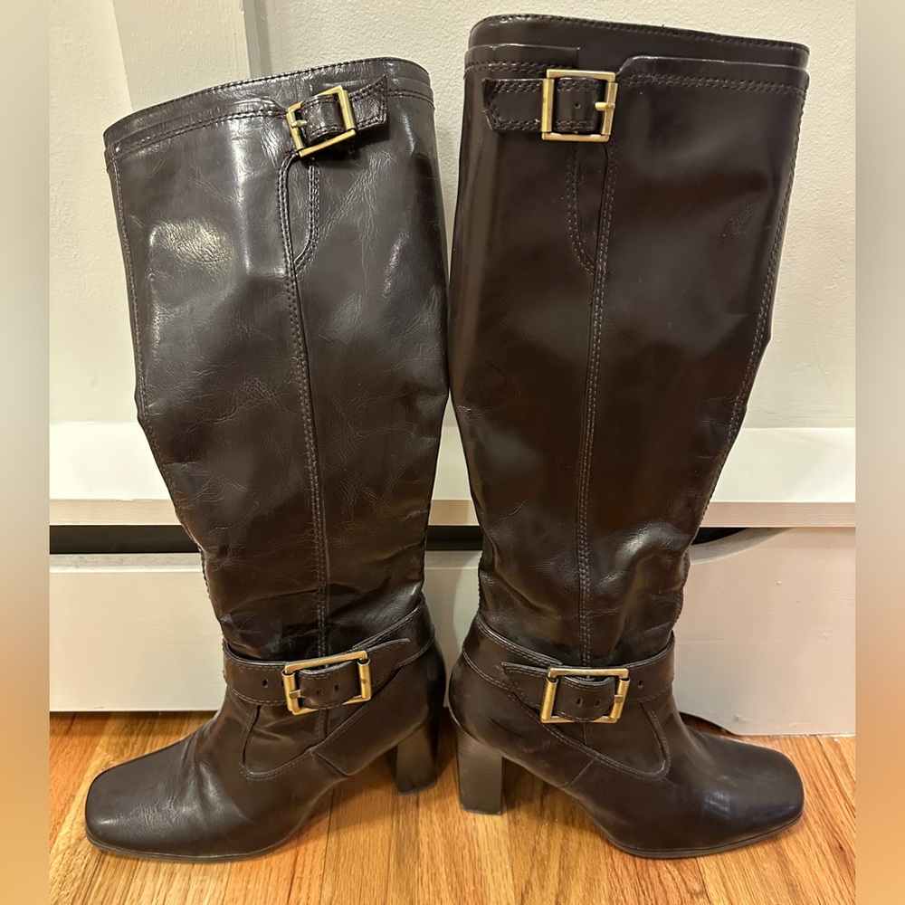 Franco Sarto chocolate brown leather zip up boots size 6.5
